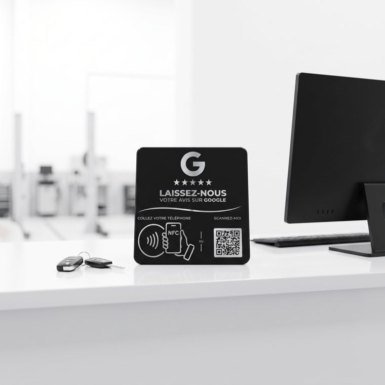 Plaque d'avis Google dans un garage